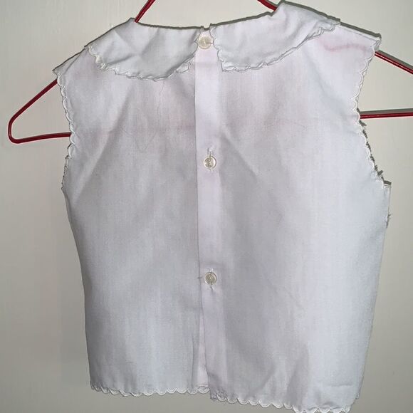 Vtg infant size white top with train embroidery - Picture 4 of 7